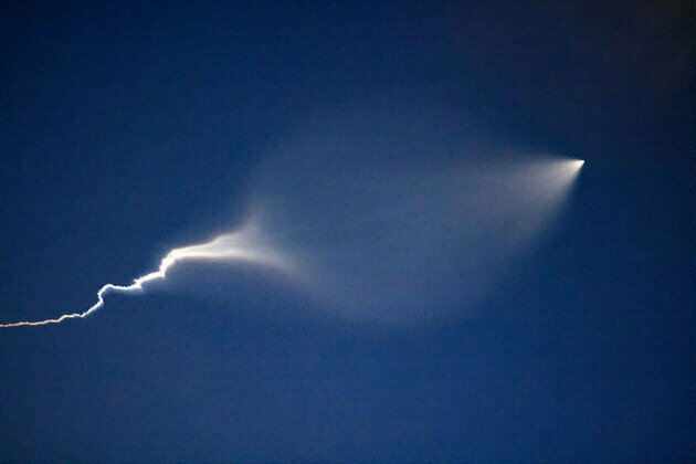 Iran launches hypersonic missiles at Israel; Israeli strikes internal security HQ in Tehran