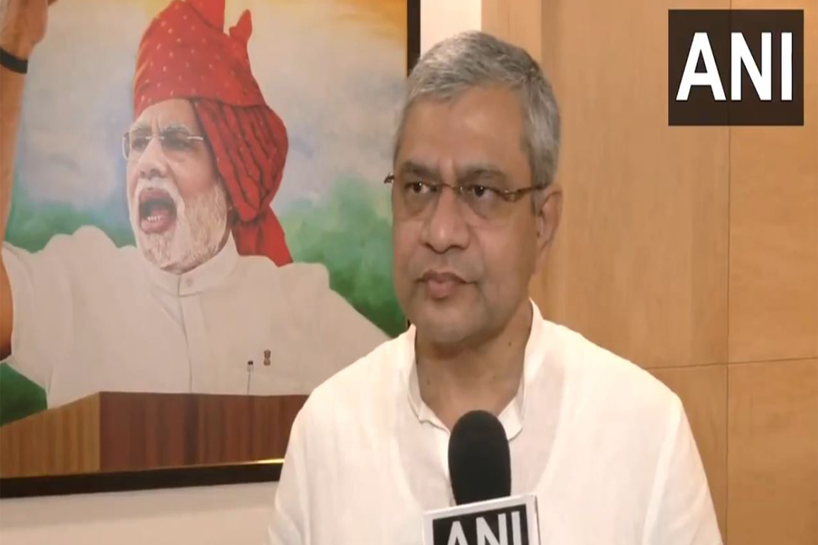 Visionary leadership sets Narendra Modi apart from all predecessors: Ashwini Vaishnaw on PM's birthday