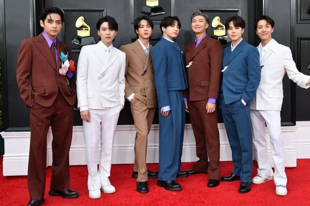 Biden to Host K-pop Stars BTS, Discuss Anti-Asian Hate Crimes