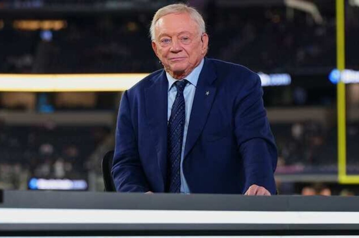 Jerry Jones discusses potential for Cowboys trade ahead of deadline