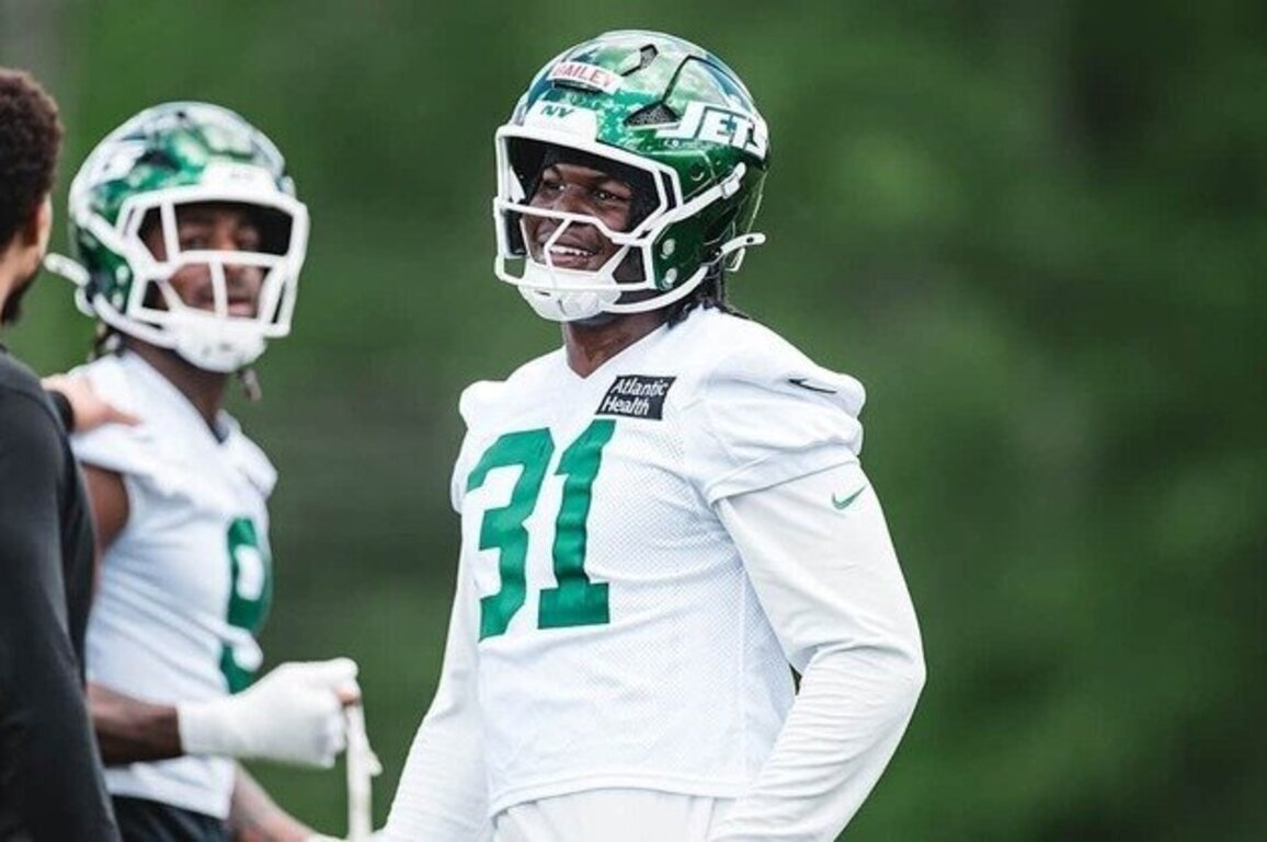 Jets Defensive Rookies Receive High Praise During OTAs