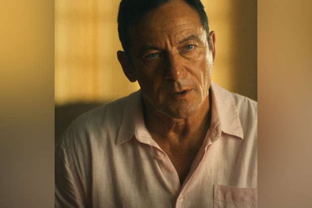 Jason Isaacs on receiving equal pay as 'White Lotus' co-stars