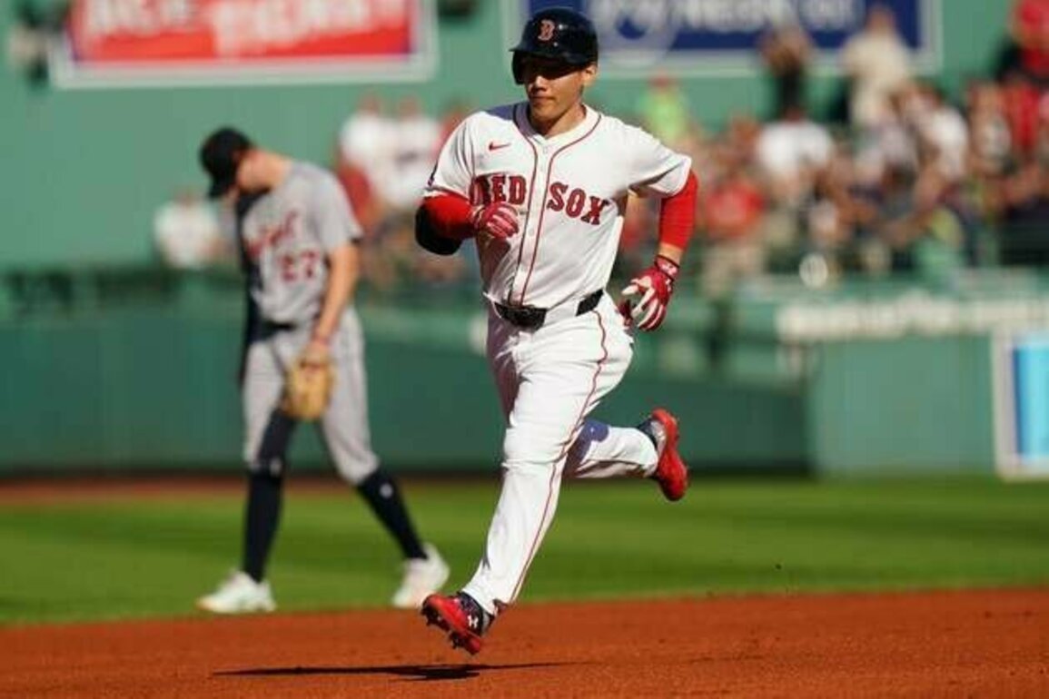 Red Sox beat Tigers to clinch No. 5 seed, Detroit is No. 6