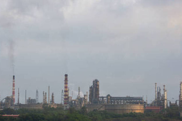 India buys 30 million barrels of Russian oil after US 'waiver' - Bloomberg