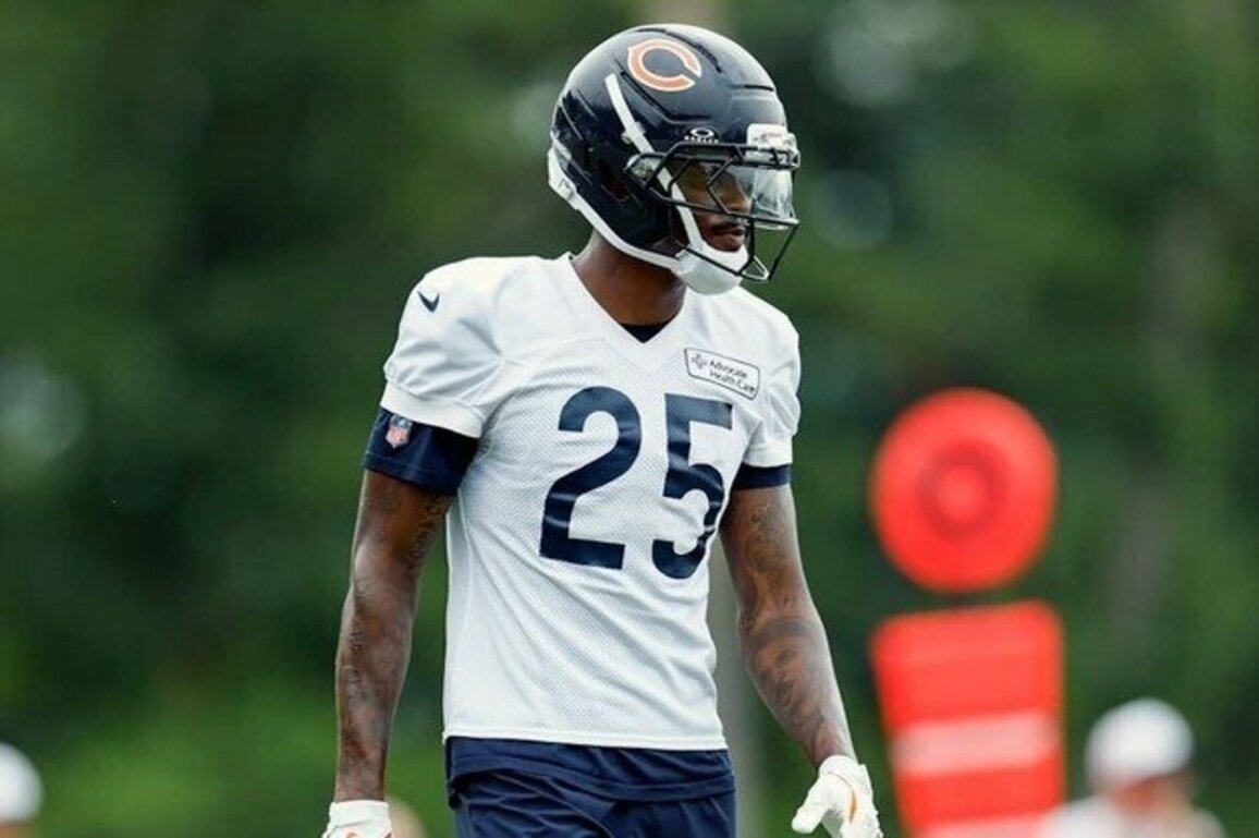 Bears CB Nahshon Wright making most of opportunities in training camp