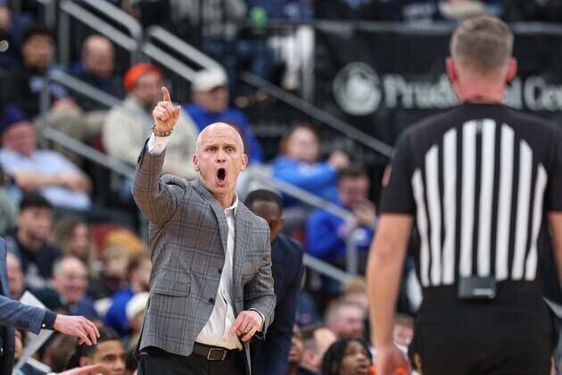 No. 3 UConn carries dream start into matchup vs. flailing Georgetown