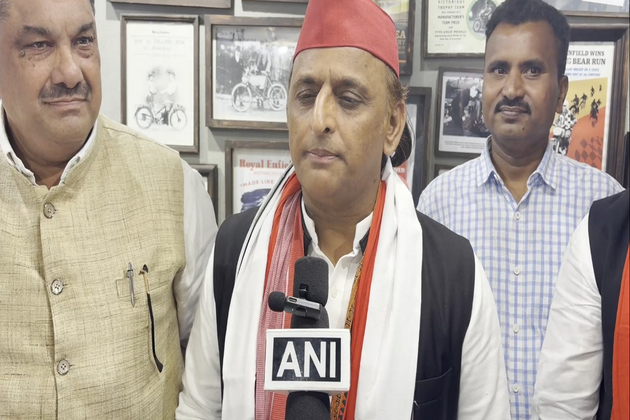 "Tejashwi Yadav will build new Bihar, people want change": Akhilesh Yadav