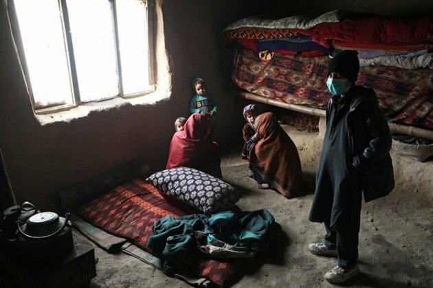 Around 500 needy families receive humanitarian aid in Kabul