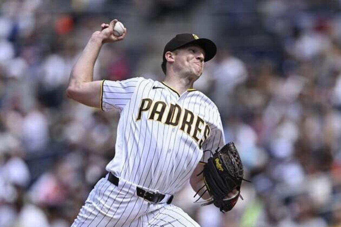 Nick Pivetta bounces back, pitches Padres past Giants