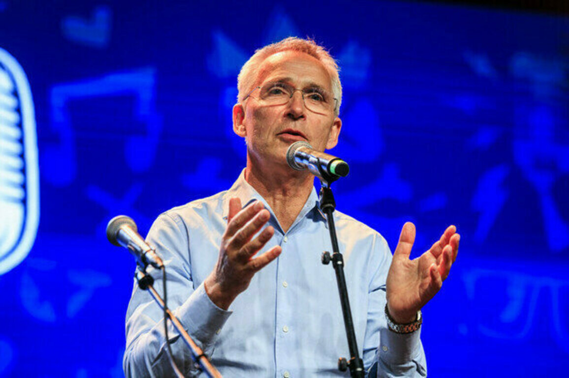 Ex-NATO boss calls to sacrifice health and education to fund Ukraine