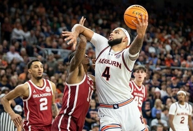 No. 3 Auburn aims to get back on track vs. Ole Miss