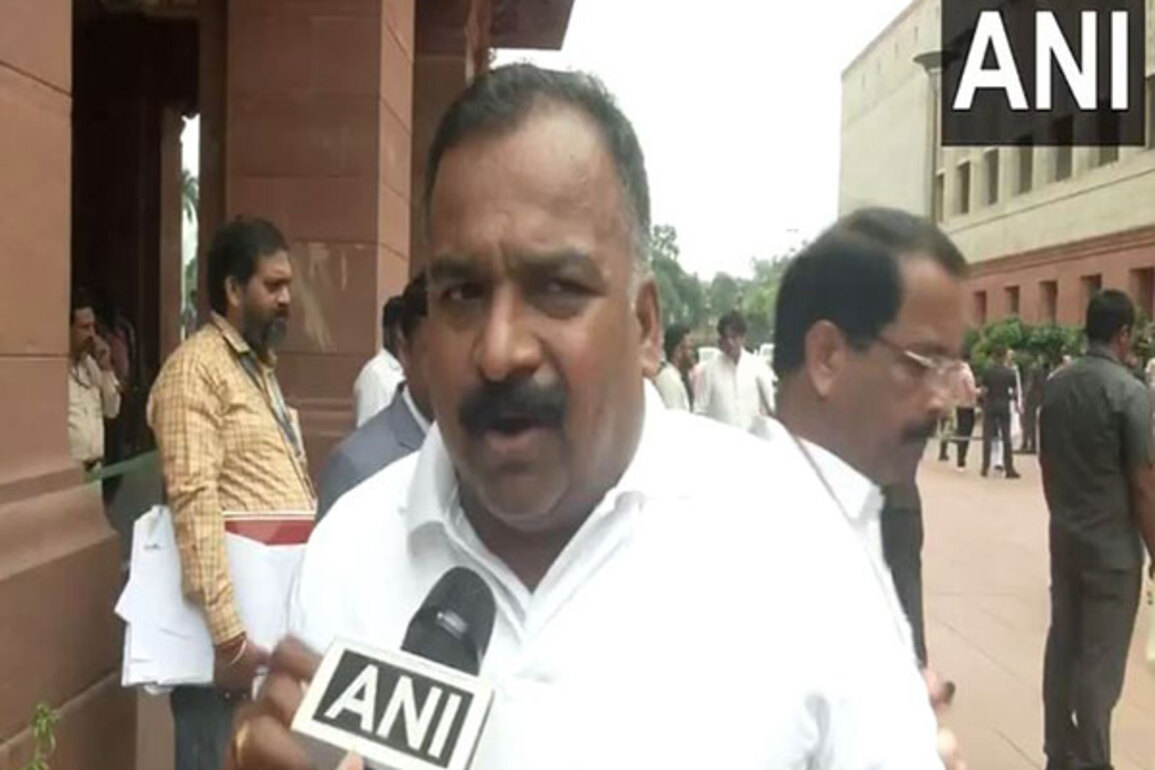 "Failed Election Commissioners murdering elections...," Congress MP Manickam Tagore slams EC