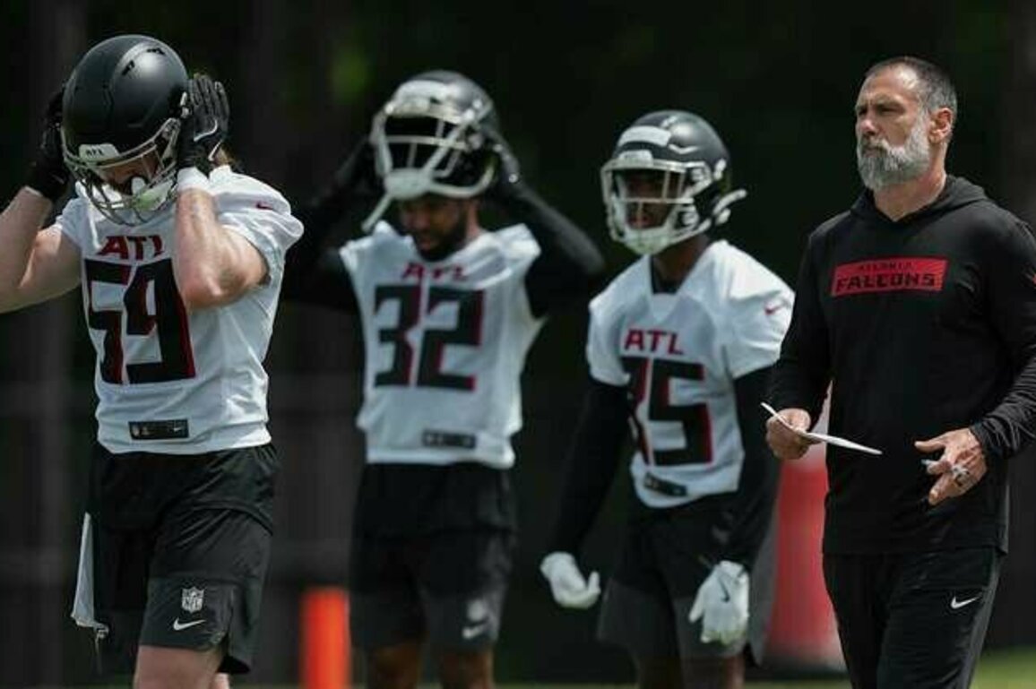 By the numbers: Should Falcons fans expect a defense-heavy roster