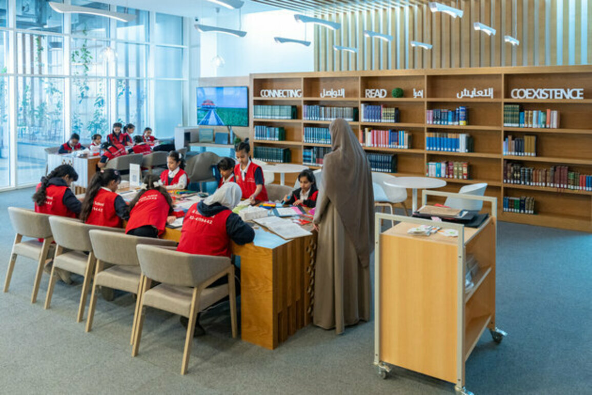 Sheikh Zayed Grand Mosque Centre organises cultural workshops for school students