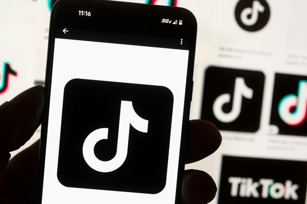 White House Voices Support for Bipartisan Push to Ban TikTok
