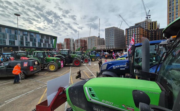 Save british farming rally london 53610167037 479d46cdba h 580x358.jpg