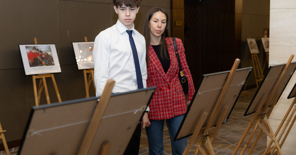 RUSSIA-VLADIVOSTOK-CHINA-MODERNIZATION-PHOTO EXHIBITION