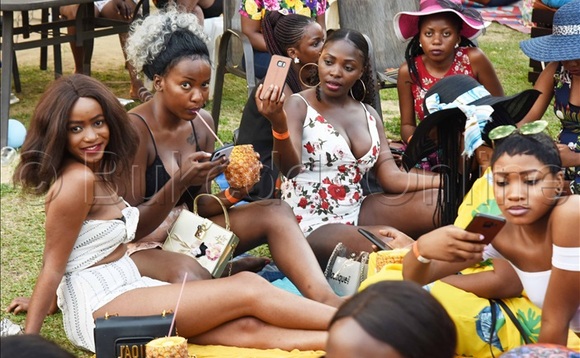 Ebyana nga binyumirwa Ebyana nga binyumirwa