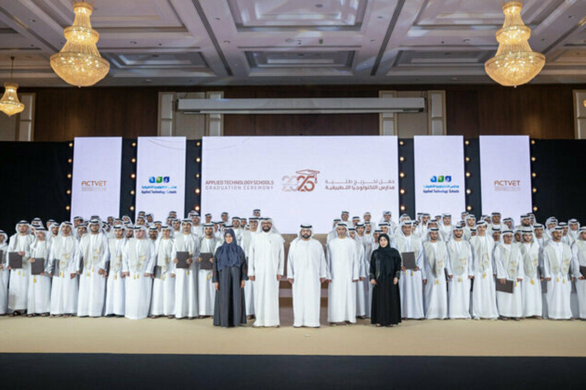 Fujairah CP attends graduation ceremony of 112 students from Applied Technology Schools