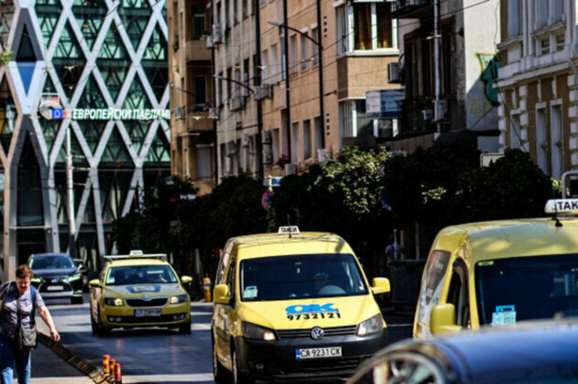 Bulgarian Taxi Meters Unable to Print Receipts in Both Leva and Euro