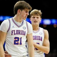 Alex Condon's 19 points help No. 10 Florida hand Miami 1st loss