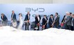 The Superintendent of Labor and Employment of Bahia, Fátima Freire, participated in the laying of the cornerstone of the three factories of the Chinese automaker BYD in Camaçari, Salvador, Bahia, on October 9. Source: Brazilian government.