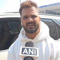 "Want my wife to contest; if she declines, will campaign for Tejashwi," says Khesari Lal ahead of Bihar polls