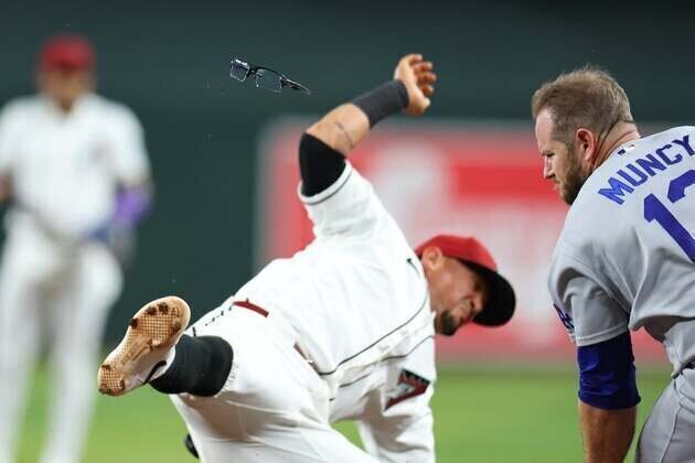 Diamondbacks down Dodgers on Ketel Marte's walk-off homer