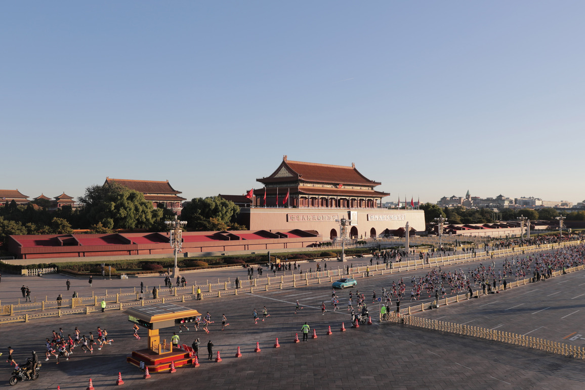 (SP)CHINA-BEIJING-MARATHON 2025(CN)