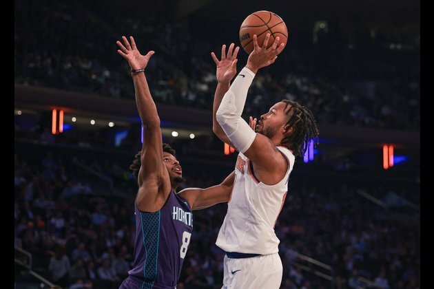 Jalen Brunson leads Knicks to OT win over Hornets