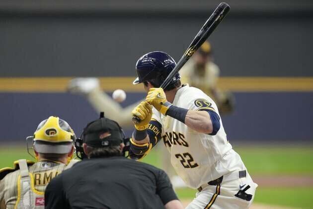 Brewers unsure if Christian Yelich (back) needs IL stint