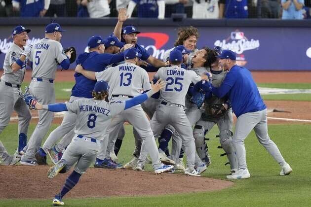 Dodgers return to scene of World Series triumph as Blue Jays await rematch