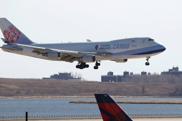 US Airlines, Telecom Carriers Feuding Over Rollout of 5G Technology