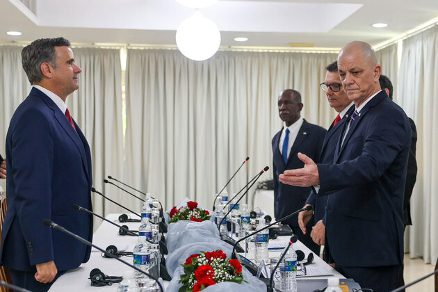 Amid spiralling relations, Cuban government meets CIA Director Ratcliffe in Havana