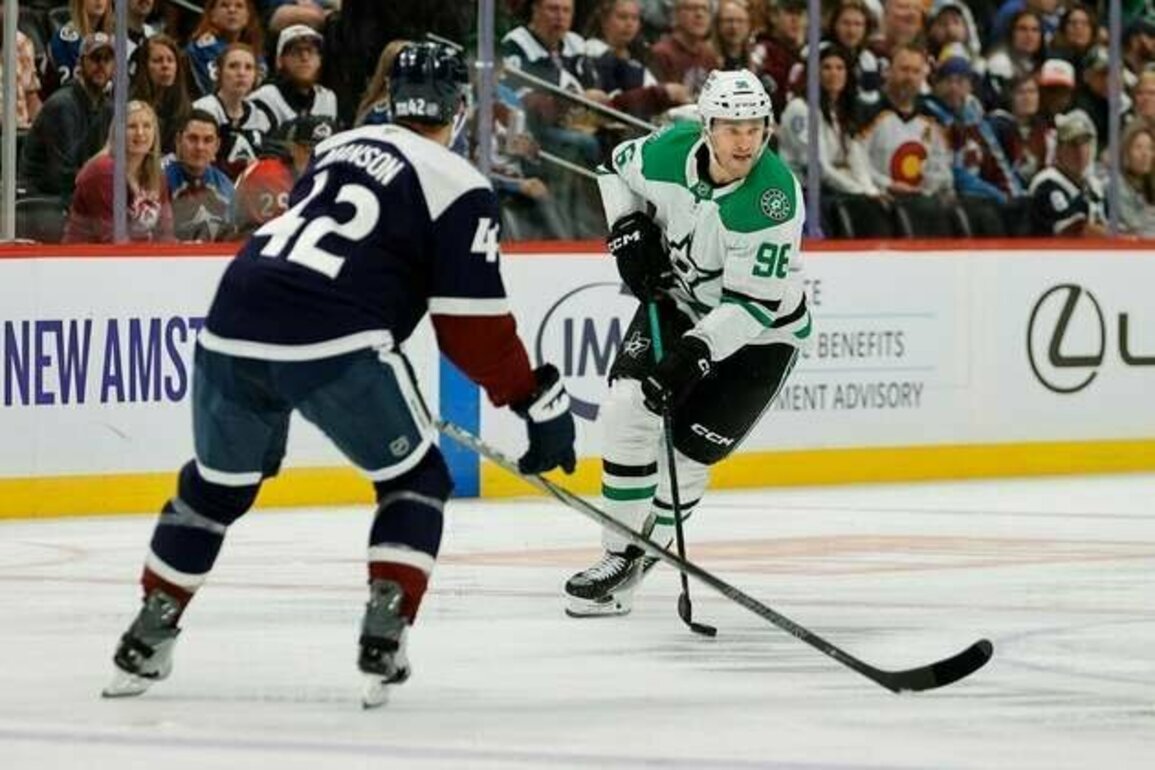 Jake Oettinger, Stars get better of Avalanche in shootout