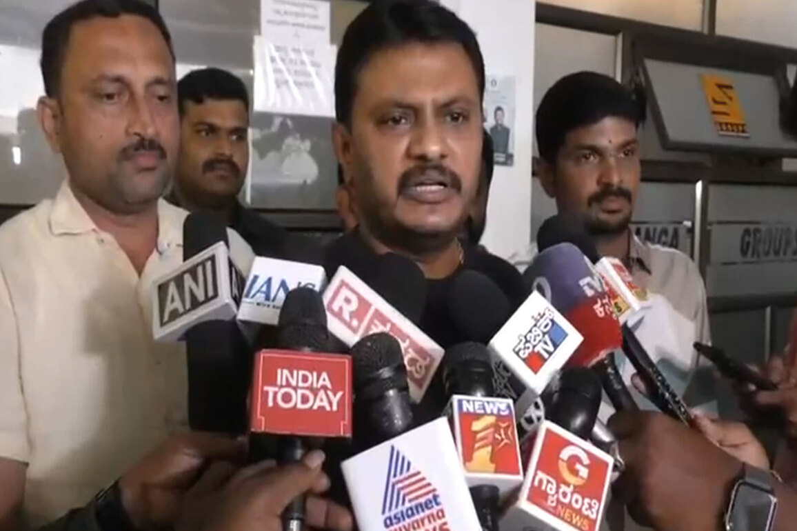 High command will decide everything: Congress MLA Shivaganga Basavaraj on Karnataka CM post tussle
