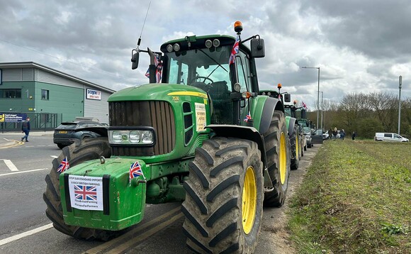Save british farming rally london 53611492160 76b6ffdc18 h 580x358.jpg