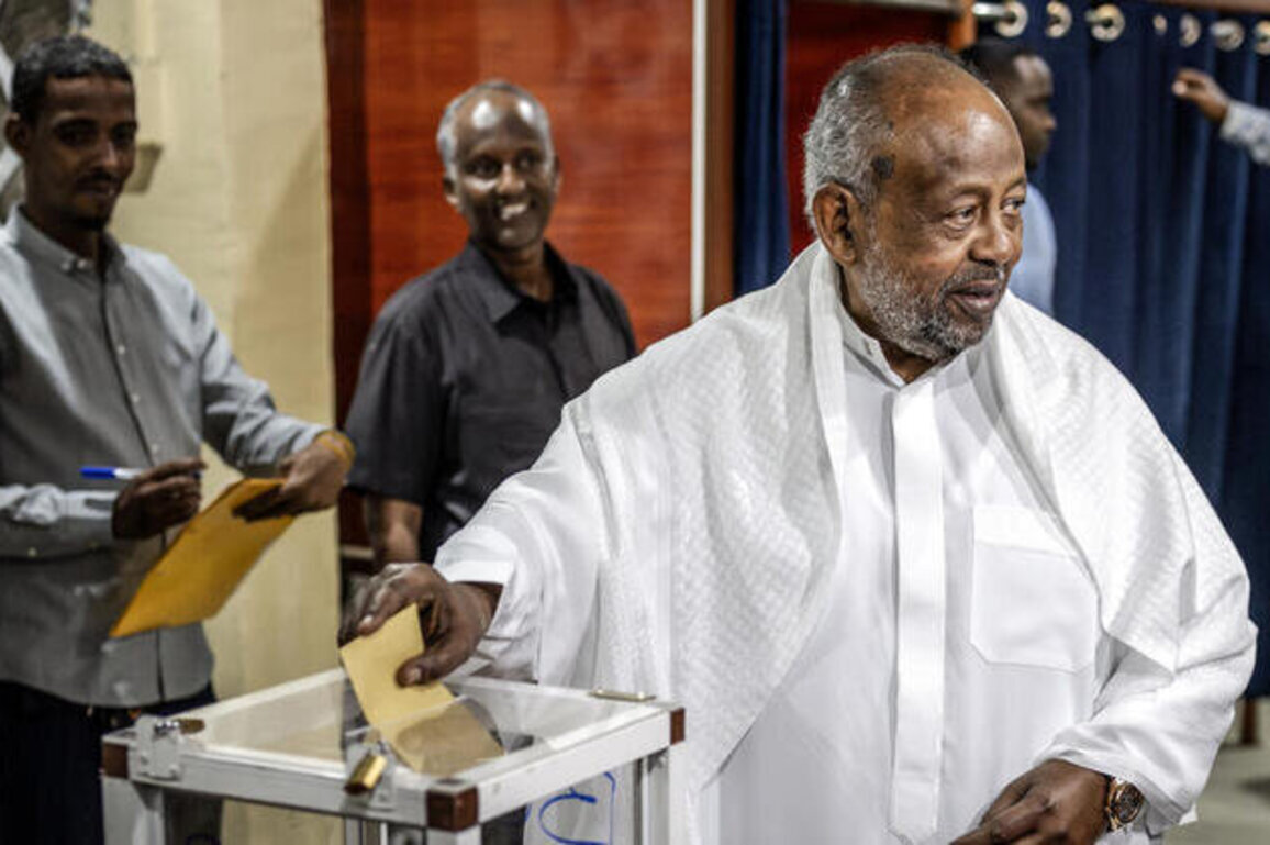 Djibouti President Ismal Omar Guelleh wins sixth term in power