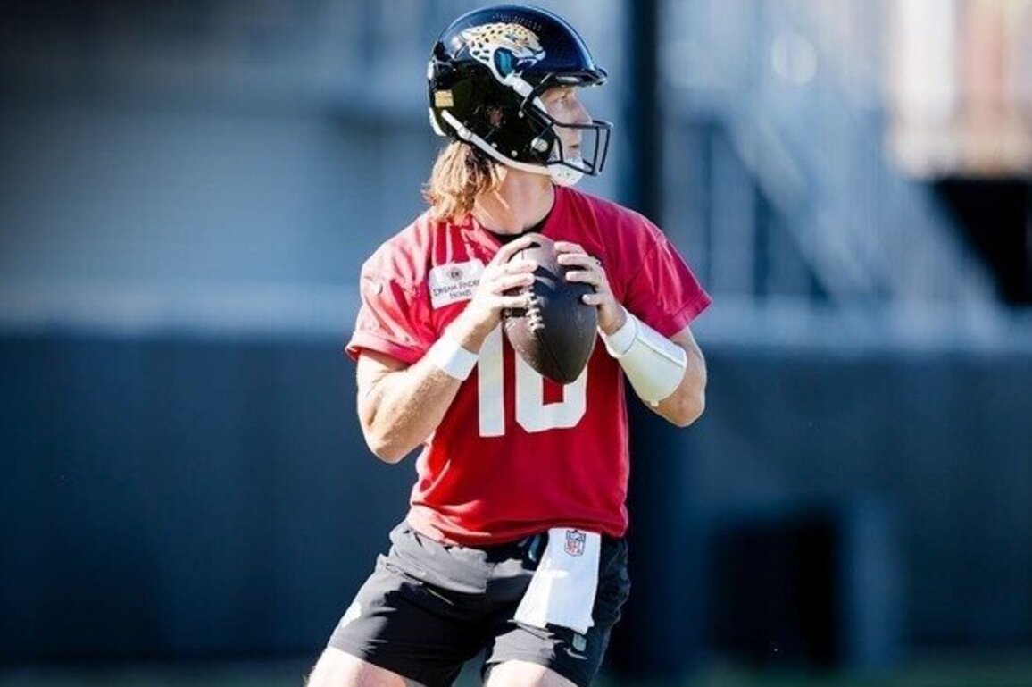 Lawrence Practices Full | Thursday Quick Hits Before Week 15 vs. Jets