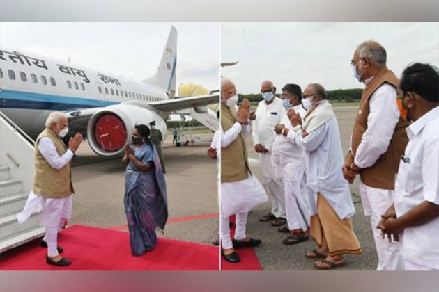 PM Modi lands in Hyderabad to attend BJP's National Executive meeting