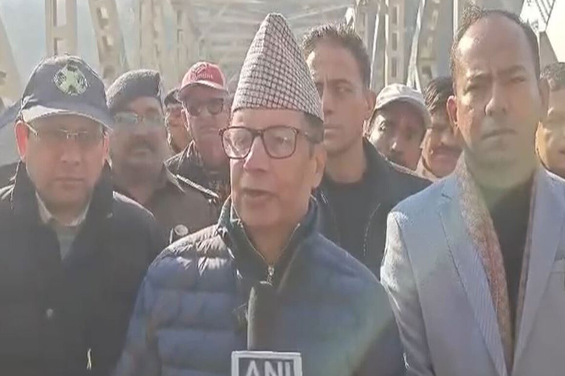 Uttarakhand: Nepal Ambassador inspects under-construction motor bridge along border