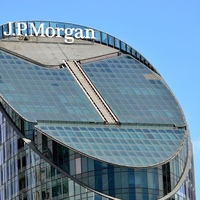 WSJ: Banks could face fines for cutting ties over politics