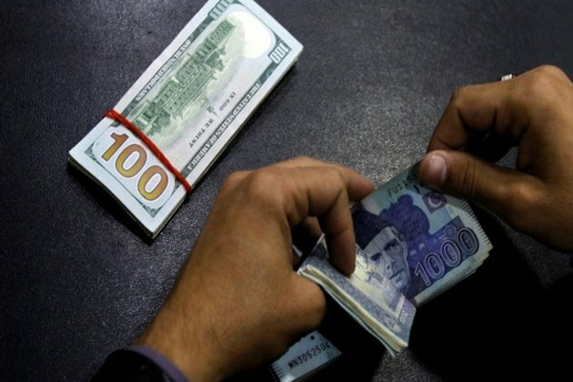Slowing wheels of economy responsible for falling incomes in Pakistan