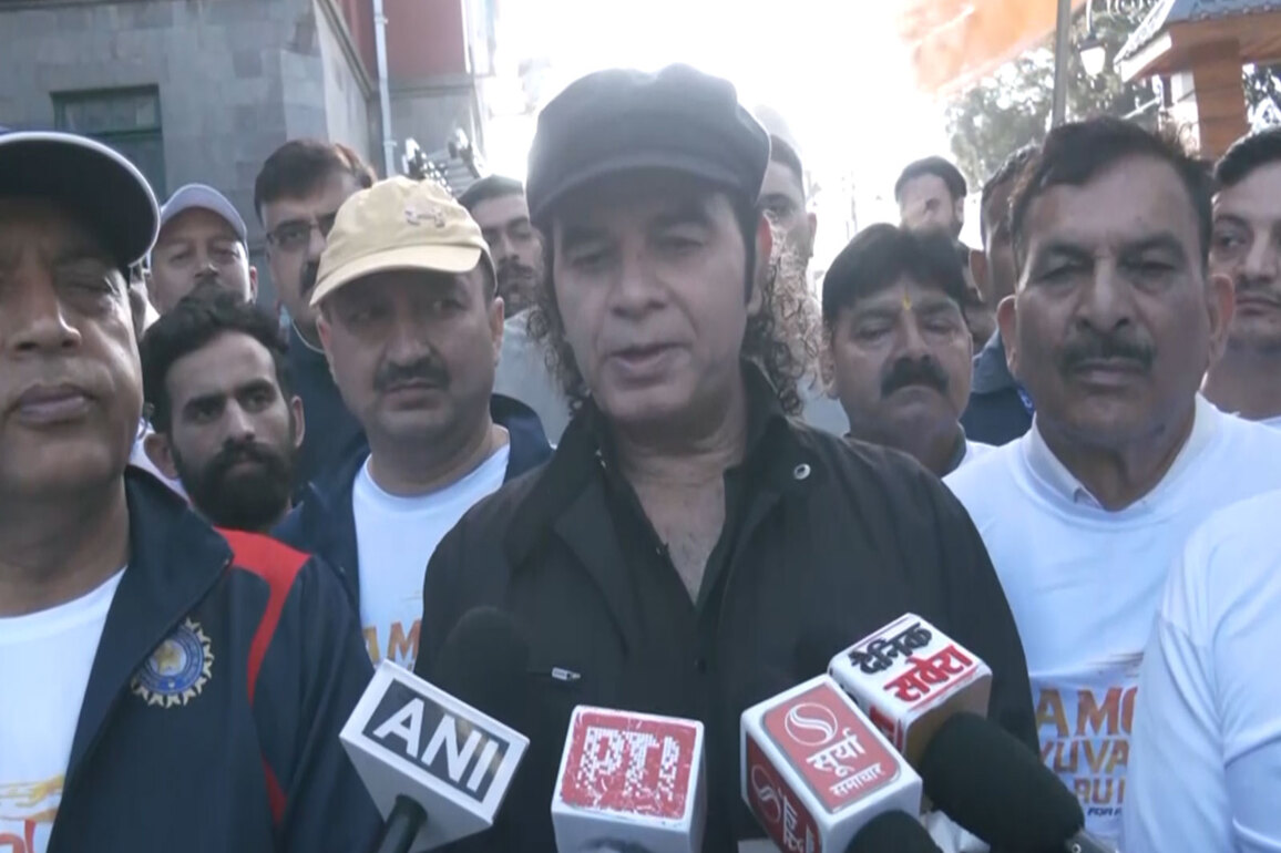 "I feel responsible towards people": Mohit Chauhan on being part of 'Namo Yuva Run' in Himachal