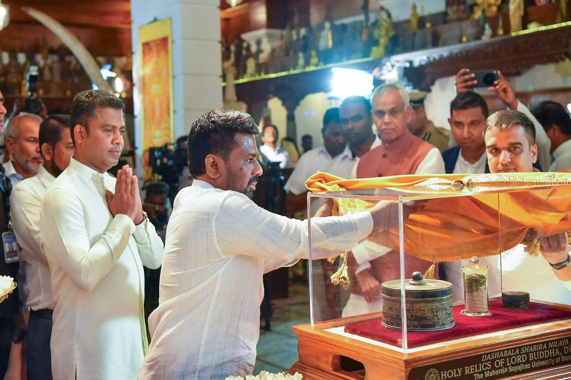 "Deeply appreciate PM Modi for honouring promise": Sri Lankan President on arrival of sacred relics of Lord Buddha