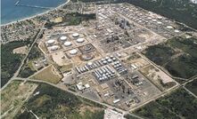 Oil refinery wants recycled water