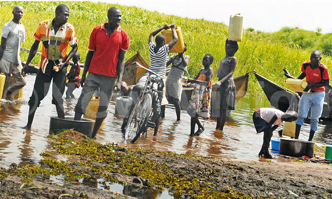 Fishing villages suffer as fish catch drops, industries crash Fishing villages suffer as fish catch drops, industries crash