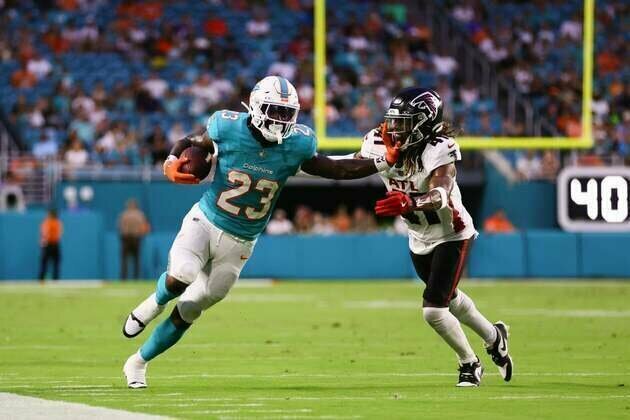 49ers signing RB Jeff Wilson Jr. to bolster backfield