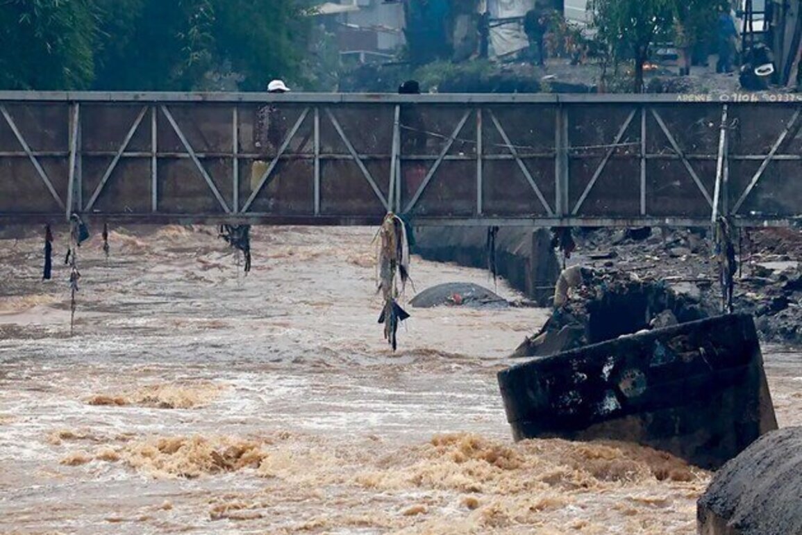 Ethiopia declares national mourning as flood death toll rises to 80