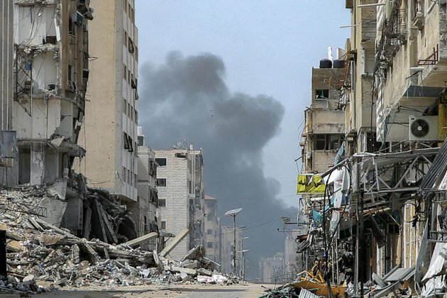 In the Israel-Hamas war, an emblematic battle for Al Shifa hospital